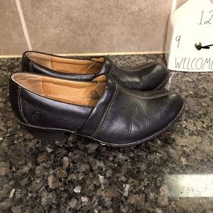 BORN leather nurse shoes